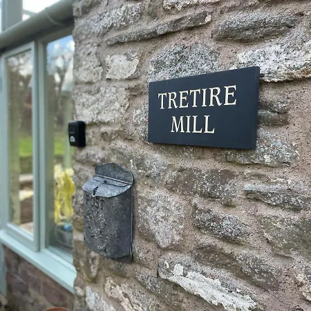 Beautiful Old Water Mill In Rural Herefordshire Extérieur photo